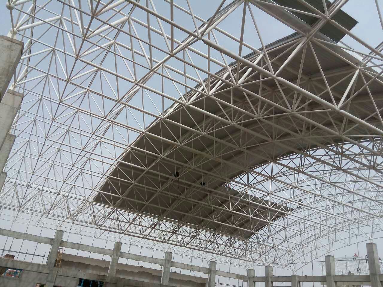 延安青岛一汽网架